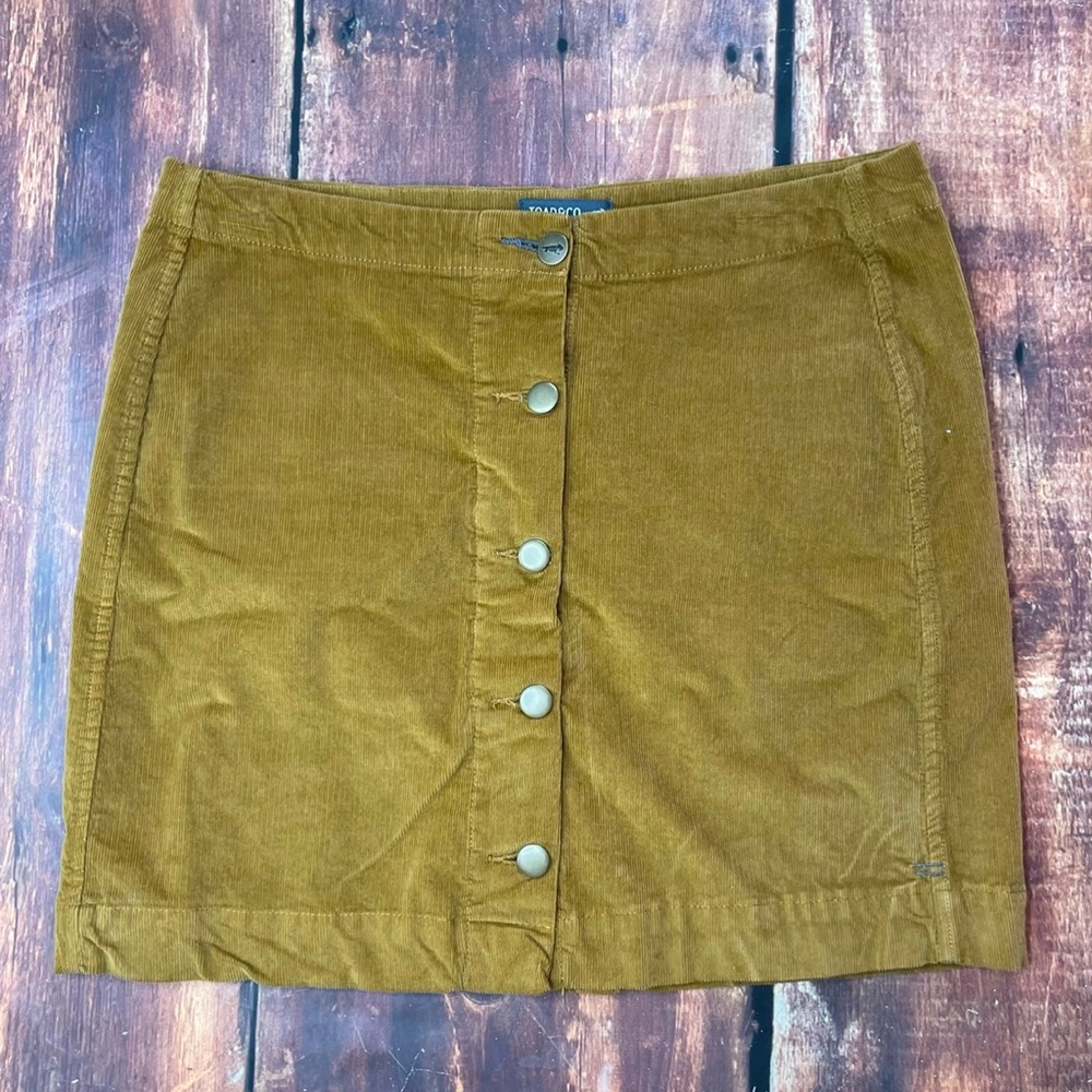 Toad & Co corduroy skirt. Size 4 - Picture 1 of 5